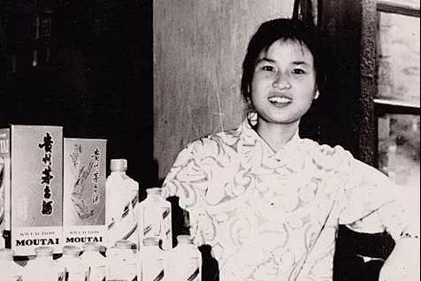 华贵集团总工程师冯小宁获“酒业卓越女性领导者”奖项!(图5) 华贵集团总工程师冯小宁获“酒业卓越女性领导者”奖项!(图5)